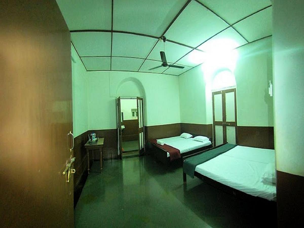 Cecil Hotel 马泰兰 外观 照片